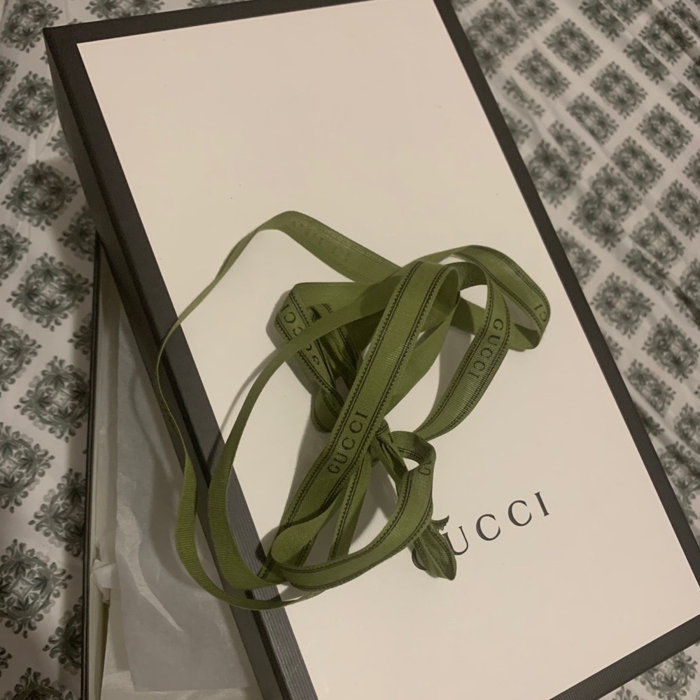 Gucci box